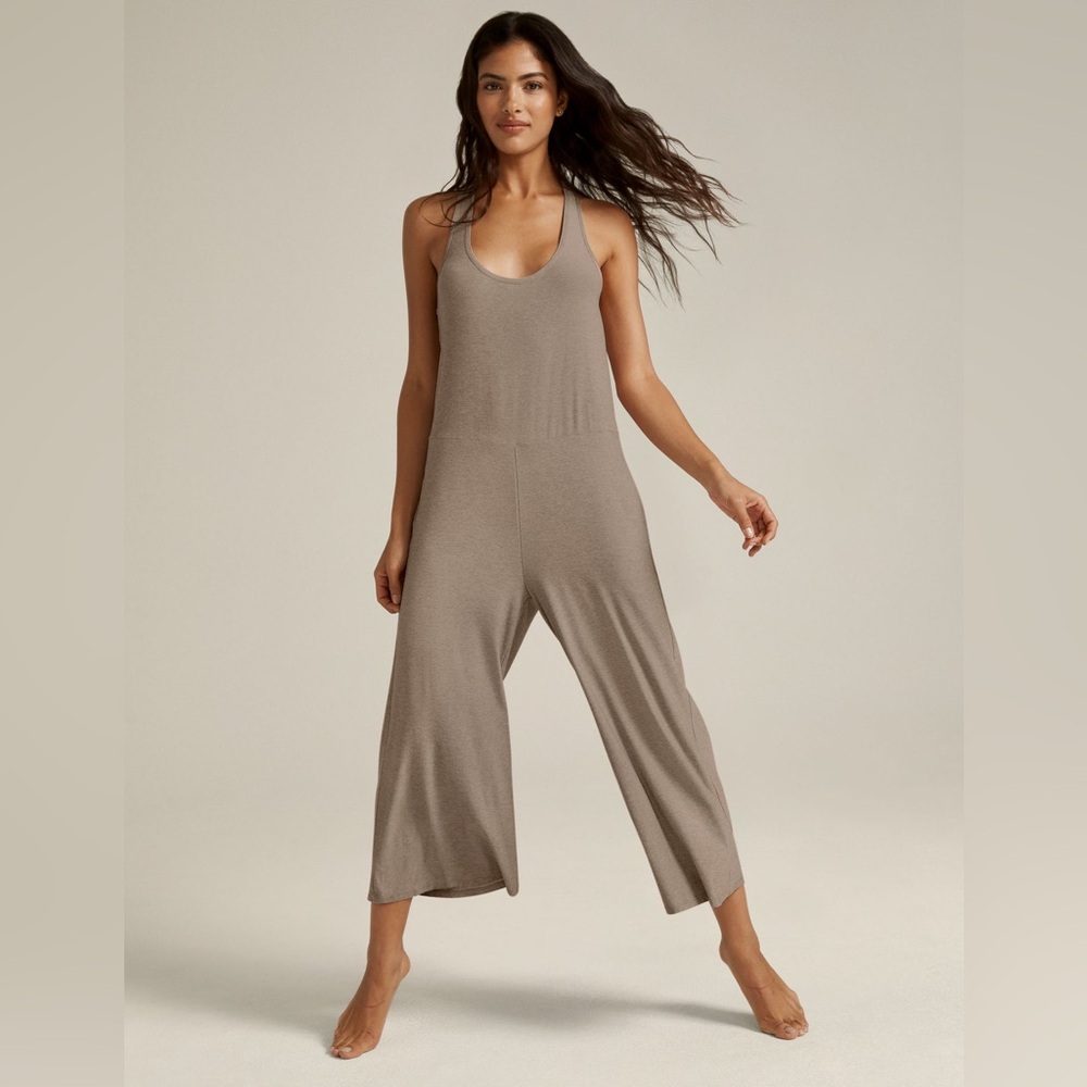 Beyond Yoga Featherweight Hang Loose Jumpsuit in Birch Heather